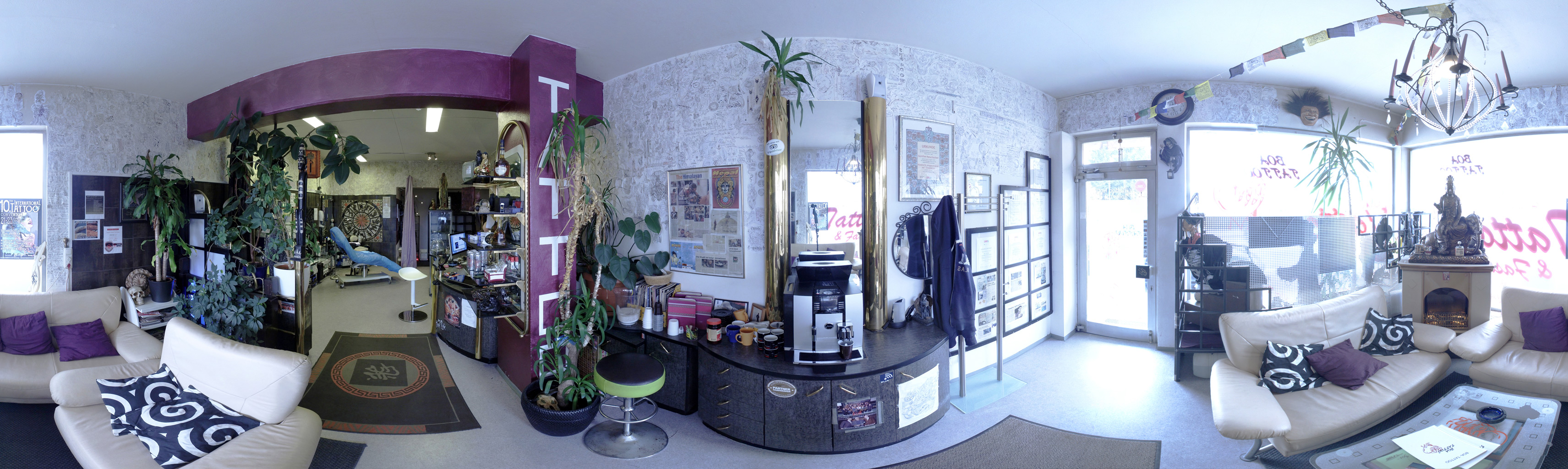 Boa Tattoo 360° Panorama